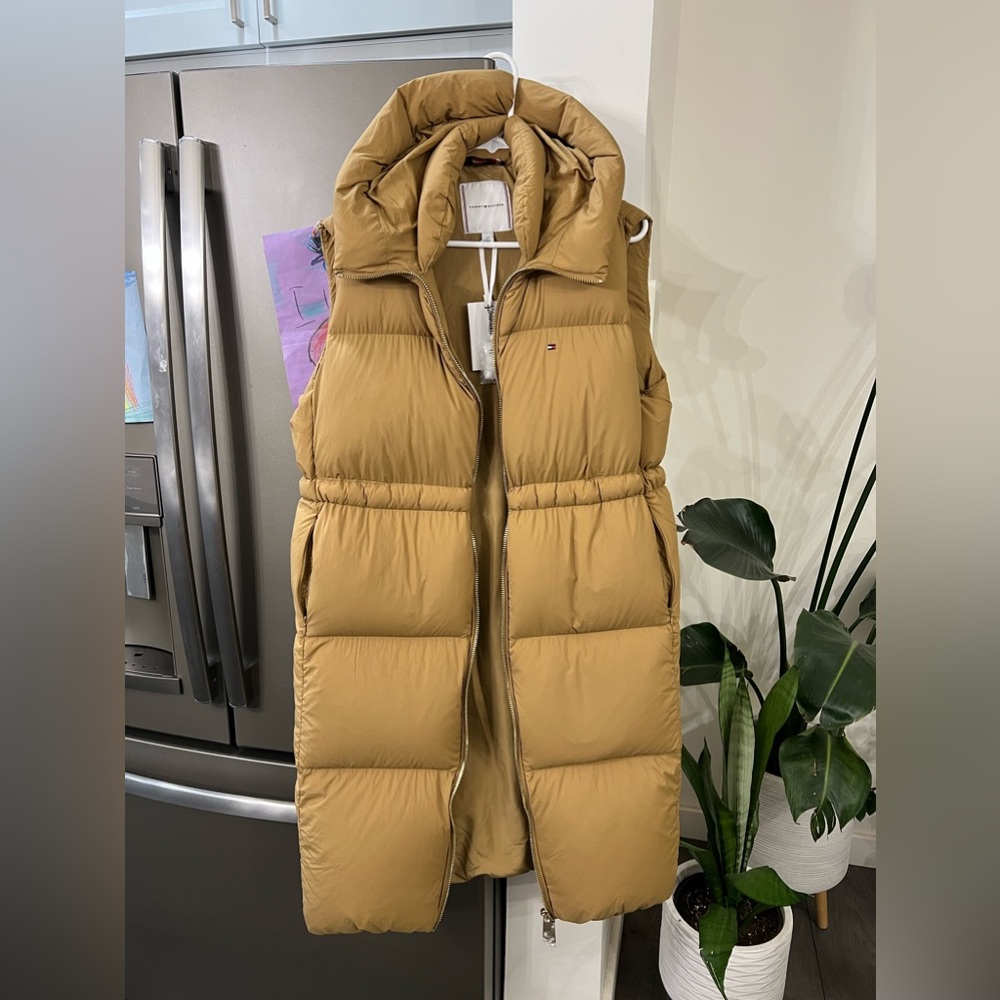 Tommy Hilfiger long puffer vest